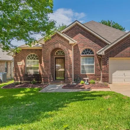 Buy this 3 bed house on 2803 Tori Oak Trail in Corinth, TX 76210
