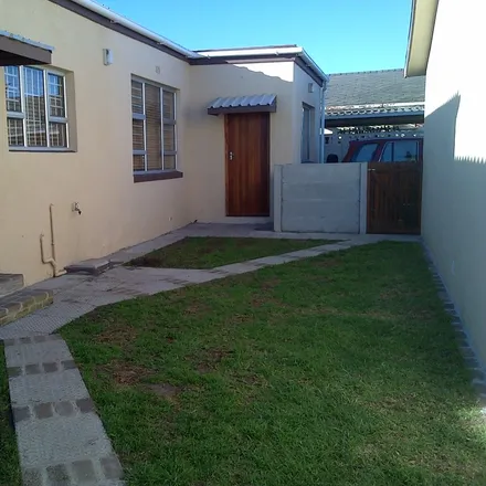 Image 1 - Grassy Park, WC, ZA - Apartment for rent