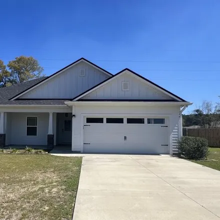 Rent this 3 bed house on 172 Linzy Store Road in Ivan, Wakulla County
