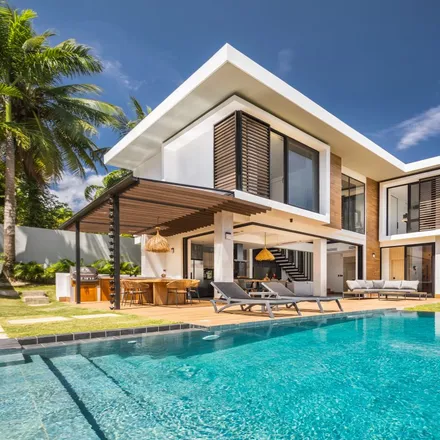 Image 4 - Luxury Villas $ 925 - House for sale