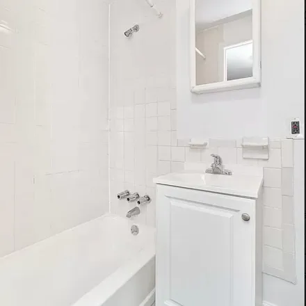 Image 3 - 313 East 95th Street, New York, NY 10128, USA - Apartment for rent