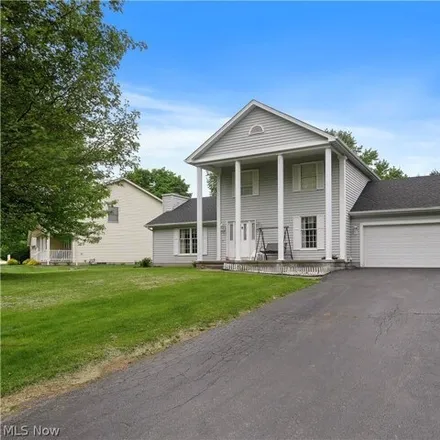 Buy this 4 bed house on 7712 Buchanan Drive in McKays Corners, Mahoning County