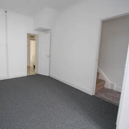 Image 4 - 7 Cwrt Bethesda, High Street, Barry, CF62 7DS, United Kingdom - House for rent