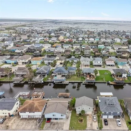 Image 5 - 421 Pompano Street, Bayou Vista, Galveston County, TX 77563, USA - House for sale