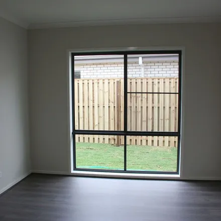 Image 7 - Whitsunday Court, Pimpama QLD 4209, Australia - Apartment for rent