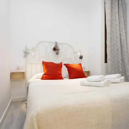 Image 1 - Carrer del Montseny, 16, 08012 Barcelona, Spain - Apartment for rent