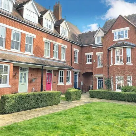 Image 2 - Westerfield Court, Ipswich, IP4 2UP, United Kingdom - Townhouse for sale