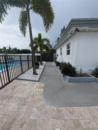 Image 1 - 1724 Mckinley St Unit 2, Hollywood, Florida, 33020 - House for rent