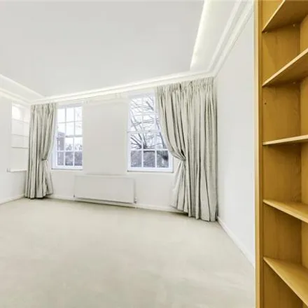 Image 5 - 37-66 Saint Mary Abbot's Court, Warwick Gardens, London, W14 8RB, United Kingdom - Room for rent