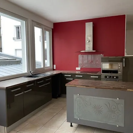 Rent this 4 bed apartment on 6 Impasse Clos du Vieux Chene in 35800 Dinard, France