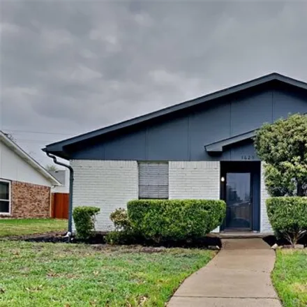 Buy this 3 bed house on 1669 Spanish Trail in Plano, TX 75023