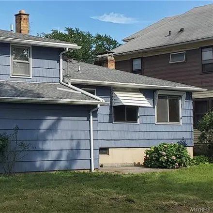 Image 3 - 136 Niagara Falls Boulevard, Buffalo, NY 14214, USA - House for sale