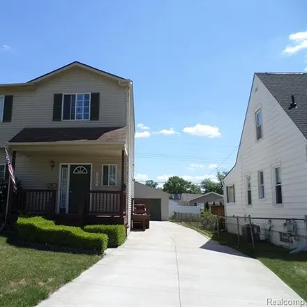 Buy this 3 bed house on 3224 Griffith Avenue in Berkley, MI 48072