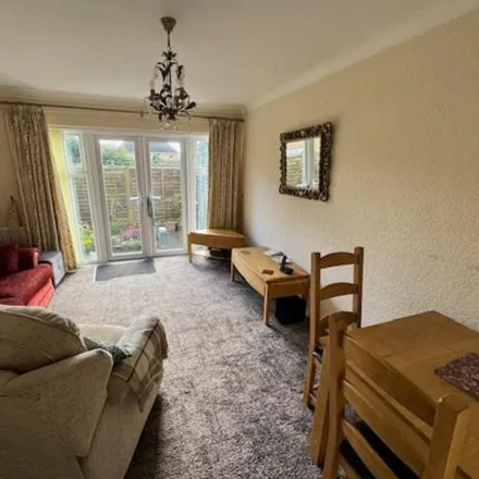 Image 2 - Camden Close, Castle Bromwich, B36 9BY, United Kingdom - Apartment for sale