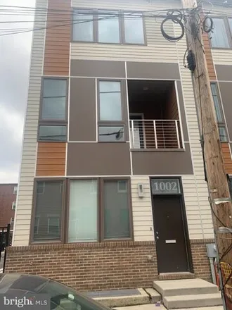 Rent this 4 bed house on Mount Vernon Street in Philadelphia, PA 19123