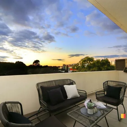 Image 2 - Ultimate Rentals, Ann Street, Wolli Creek NSW 2205, Australia - Apartment for rent