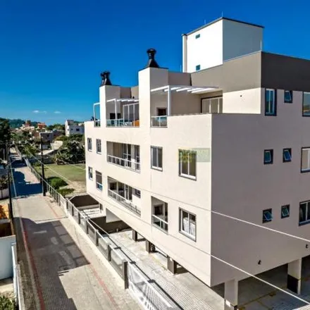 Rent this 2 bed apartment on Residencial Caminho do Mar in Rua Pescada Portuguesa, Centro