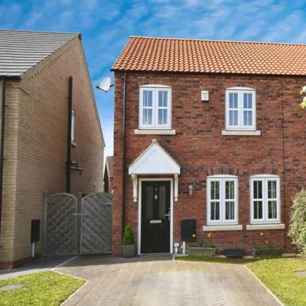 Buy this 3 bed duplex on Station Road Farm in Pitsford Close, Waddington
