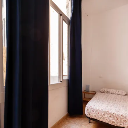 Rent this 5 bed room on Carrer de Sant Feliu de Guíxols in 240, 08001 Barcelona