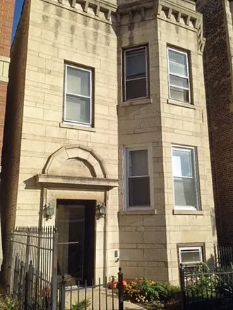 Image 1 - 2949 North Halsted Street, Chicago, IL 60657, USA - Apartment for rent