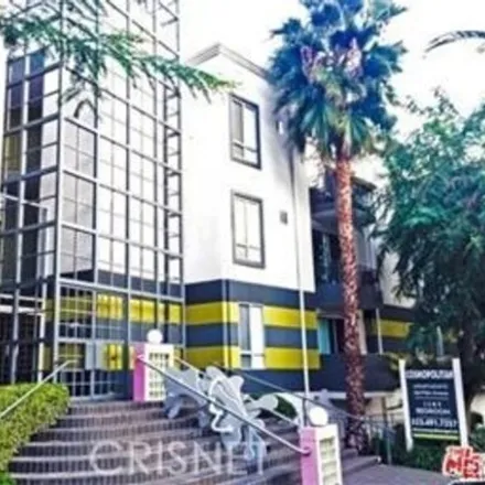 Rent this 2 bed house on Cosmopolitan Apaartments in 884 Palm Avenue, West Hollywood