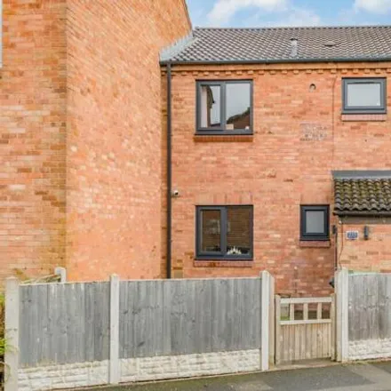 Rent this 3 bed townhouse on Exhall Close in Redditch, B98 9JB