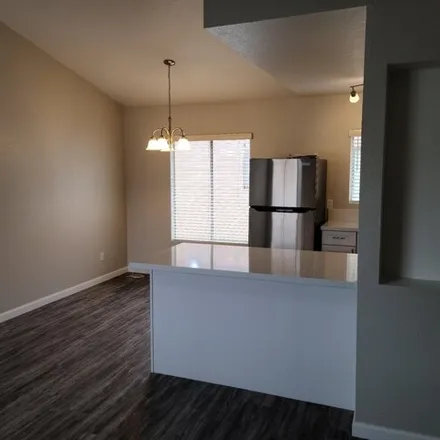 Image 3 - 912 North Revere, Mesa, AZ 85201, USA - Apartment for rent