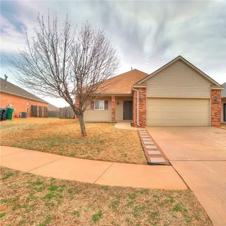 Rent this 3 bed house on 5928 Southeast 69th Street in Oklahoma City, OK 73135