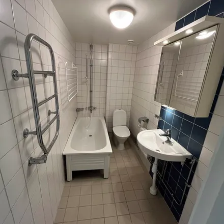 Rent this 1 bed apartment on Poesigatan 4 in 422 41 Gothenburg, Sweden