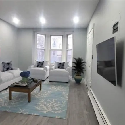Image 1 - 80 Stone Street, Newark, NJ 07104, USA - Apartment for rent