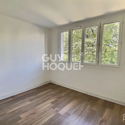 Rent this 4 bed apartment on N 118 in 92360 Meudon, France