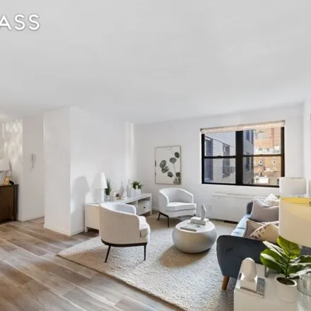 Image 3 - Chesapeake House, 201 East 28th Street, New York, NY 10016, USA - Apartment for sale