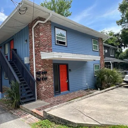 Rent this studio apartment on 1237 Willow Branch Avenue in Murray Hill, Jacksonville