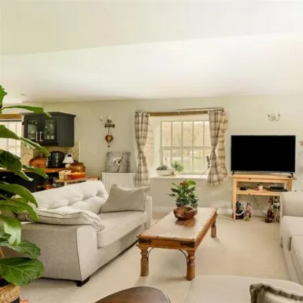 Image 3 - unnamed road, Box, GL6 9AW, United Kingdom - Apartment for sale