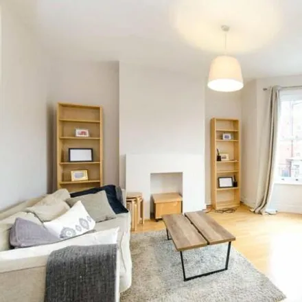 Rent this 2 bed room on 160 Chamberlayne Road in Brondesbury Park, London