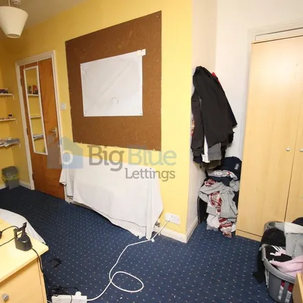 Image 7 - Thornville Court, Back Beamsley Mount, Leeds, LS6 1LR, United Kingdom - Townhouse for rent