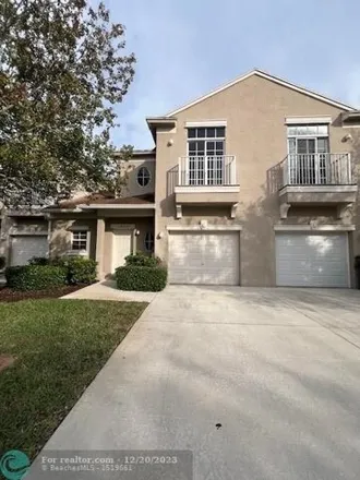 Buy this 3 bed townhouse on 1866 77th Drive in West Vero Corridor, Indian River County