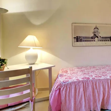 Image 1 - Via Fra' Domenico Buonvicini 8, 50132 Florence FI, Italy - Room for rent