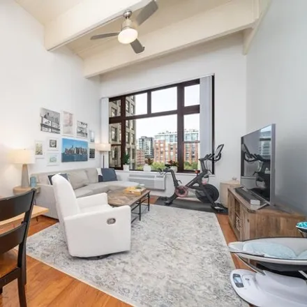Rent this 1 bed house on Choc O Pain in 15th Street, Hoboken