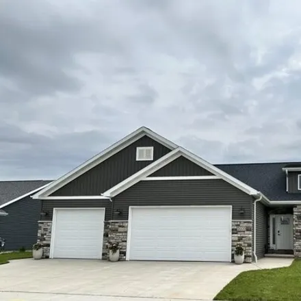 Buy this 4 bed house on 5300 North Amethyst Drive in Appleton, WI 54913