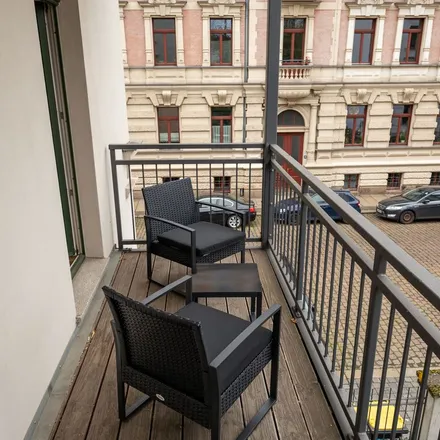 Rent this 4 bed apartment on Käthe-Kollwitz-Straße 75 in 04109 Leipzig, Germany