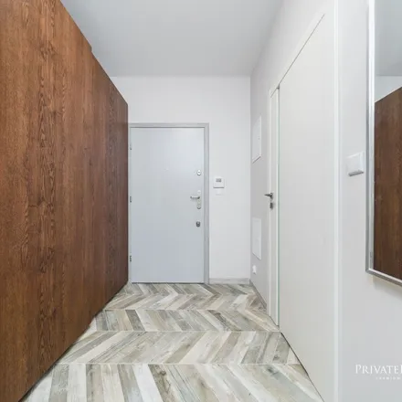 Rent this 3 bed apartment on Stefana Bobrowskiego 10 in 31-552 Krakow, Poland