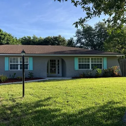 Rent this 2 bed house on 556 Southwest Manor Drive in Stuart, FL 34994
