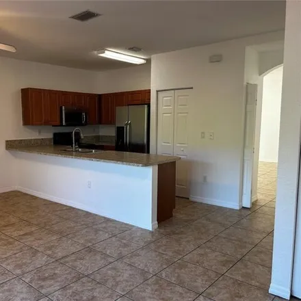Rent this 3 bed townhouse on 14101 SW 49th Street in Miramar, FL 33027