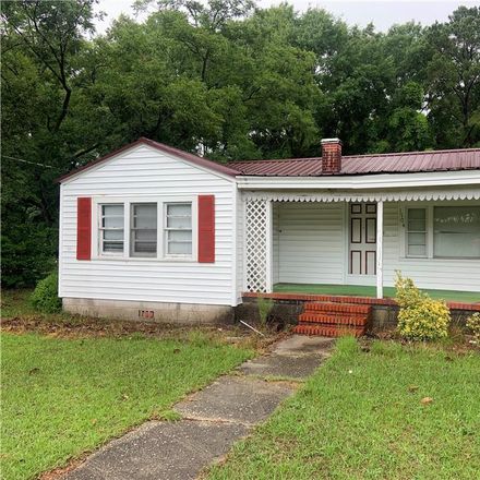 Rent this 2 bed house on 1704 Martin Luther King Drive in Elizabethtown, NC 28337