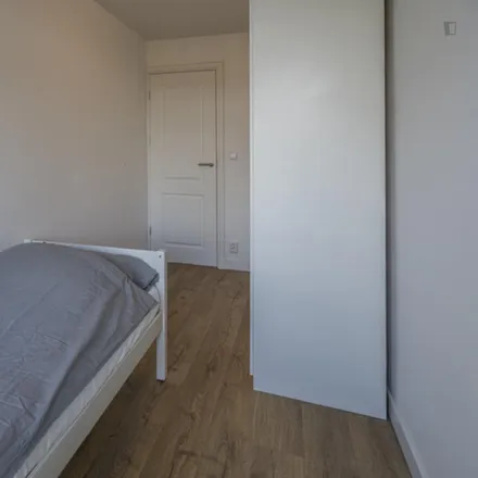 Rent this 4 bed room on Maarten Lutherweg 284 in 1185 AX Amstelveen, Netherlands