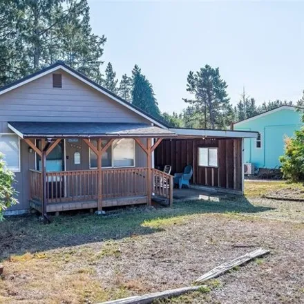 Image 2 - 29008 L Lane, Pacific County, WA 98637, USA - House for sale