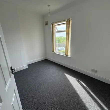 Image 7 - Cross Street, Great Houghton, S72 0EH, United Kingdom - Apartment for rent
