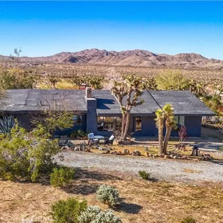 Rent this 4 bed house on 6714 Sunnyhill Road in Joshua Tree, CA 92252