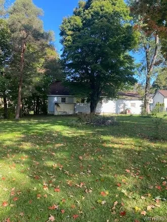 Image 4 - 2001 Vermont Street, Village of North Collins, Erie County, NY 14111, USA - House for sale